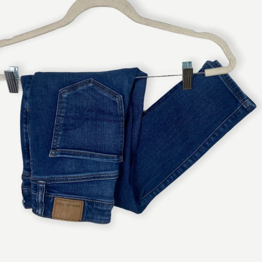 American Eagle Hi-Rise Distressed Jeggings Size 4 X-Short Stretch Denim Jean - Picture 6 of 12